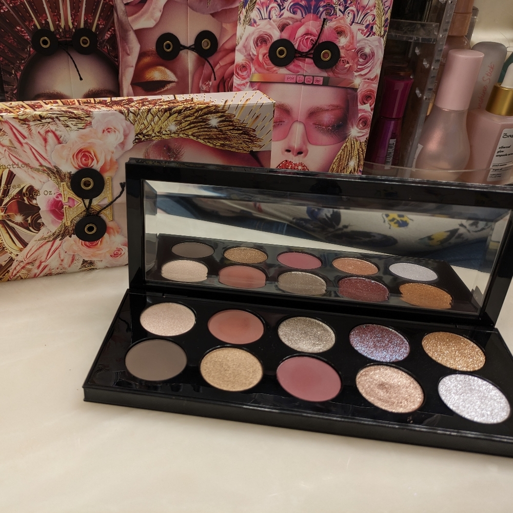 EUC Pat McGrath Mothership X 10 Moonlit Seduction in box